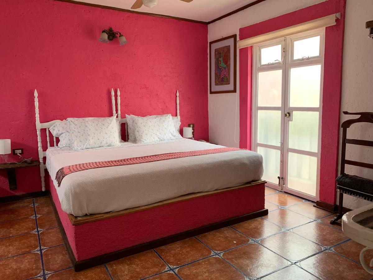 Hotel Meson Yollotl *