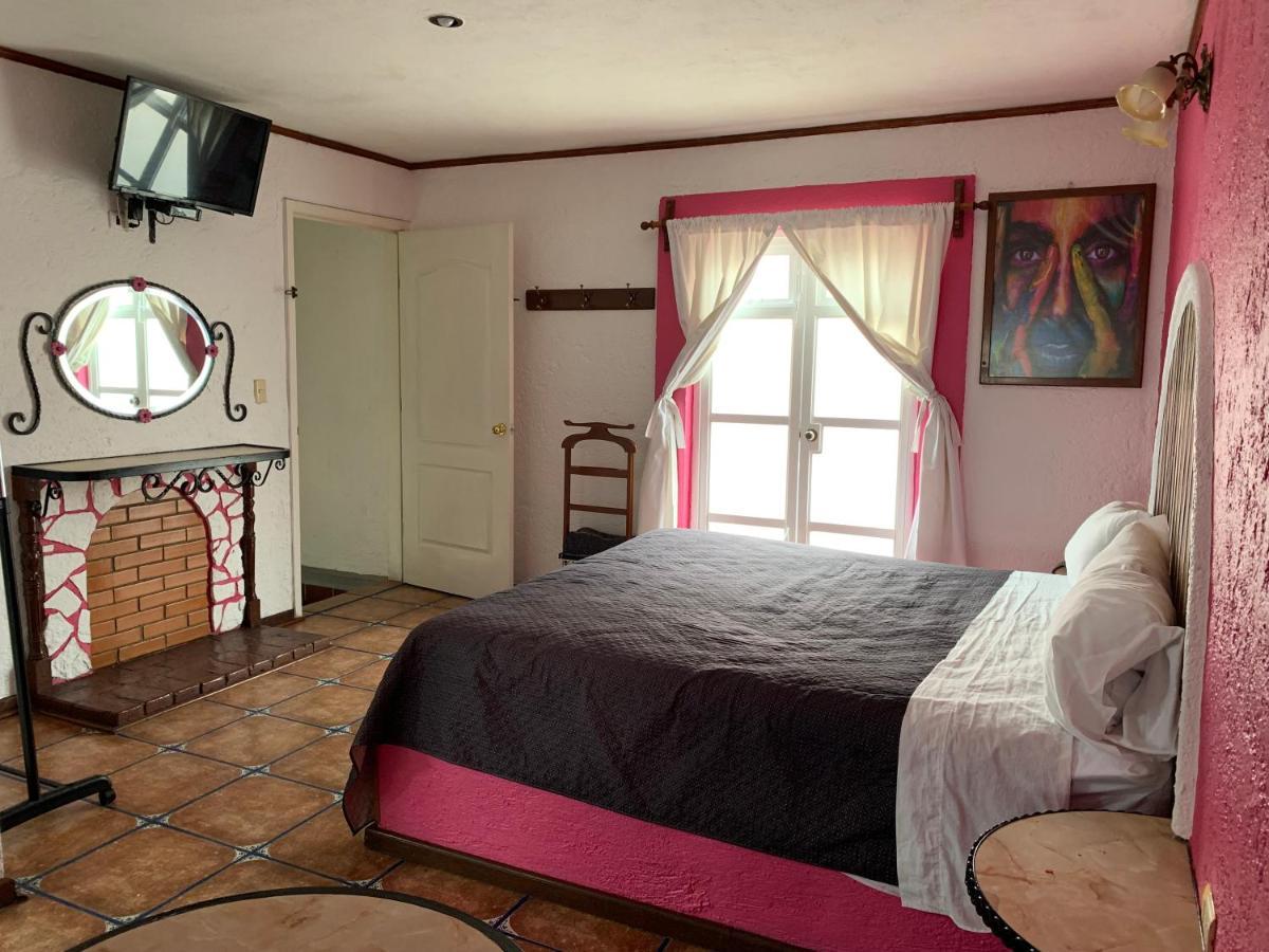 Meson Yollotl Hotel *